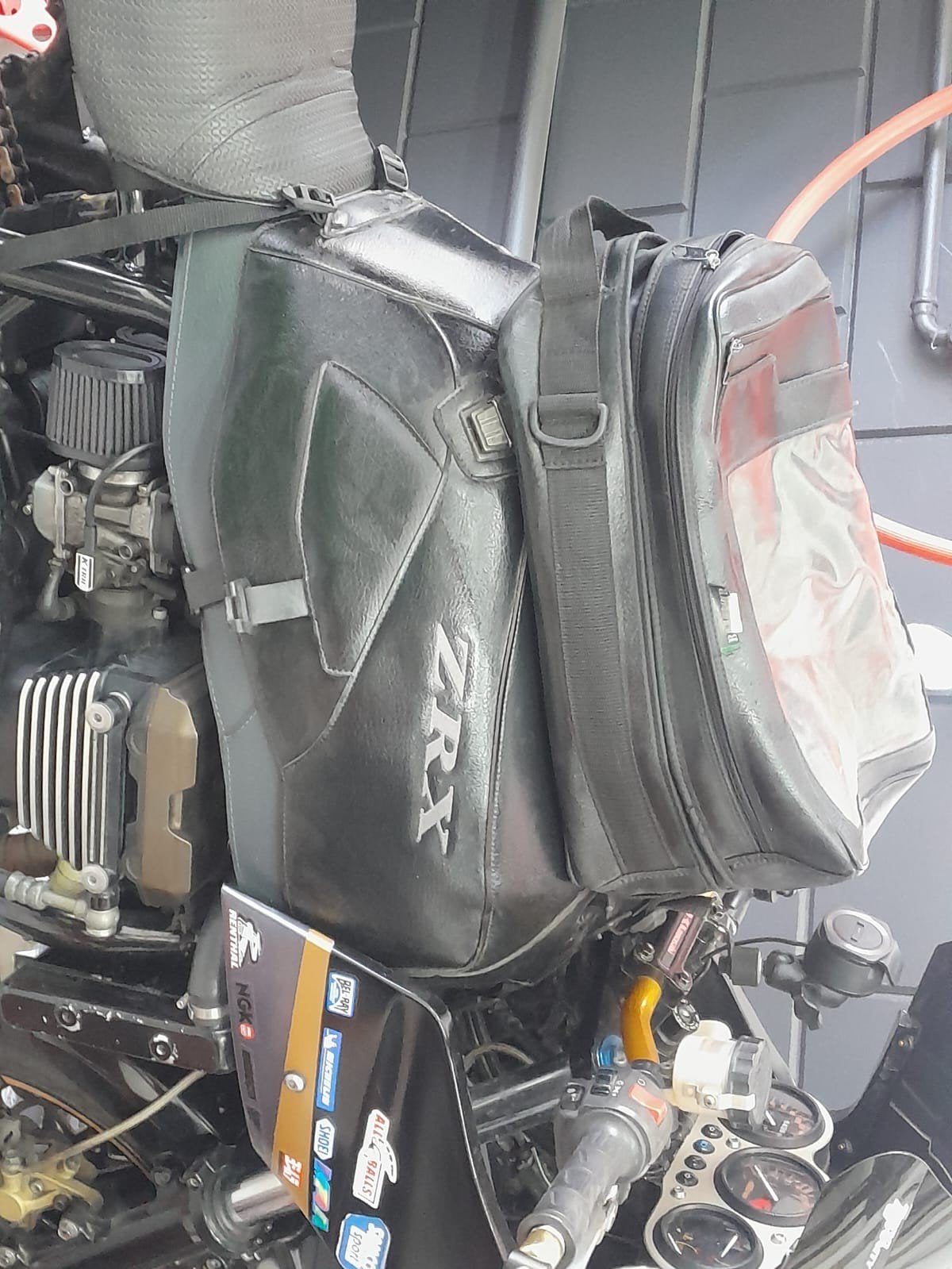zwart bagster tas met tankhoes voor zrx 1200 / 1100, Ophalen of Verzenden