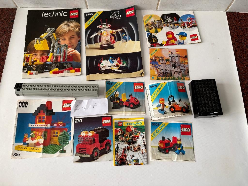 Lego handleidingen instructies., Kinderen en Baby's, Speelgoed | Duplo en Lego, Ophalen of Verzenden, Gebruikt, Meerdere sets