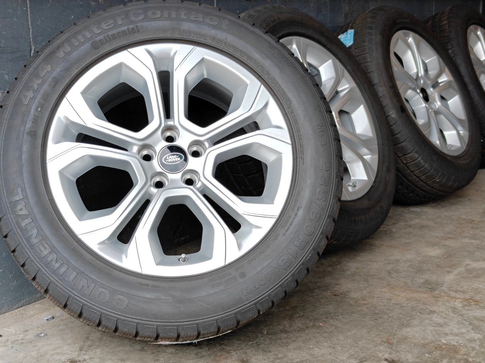 18" Originele Range Rover Evoque Winterset Continental XC60, 18 inch, Gebruikt, Banden en Velgen, 3528AG