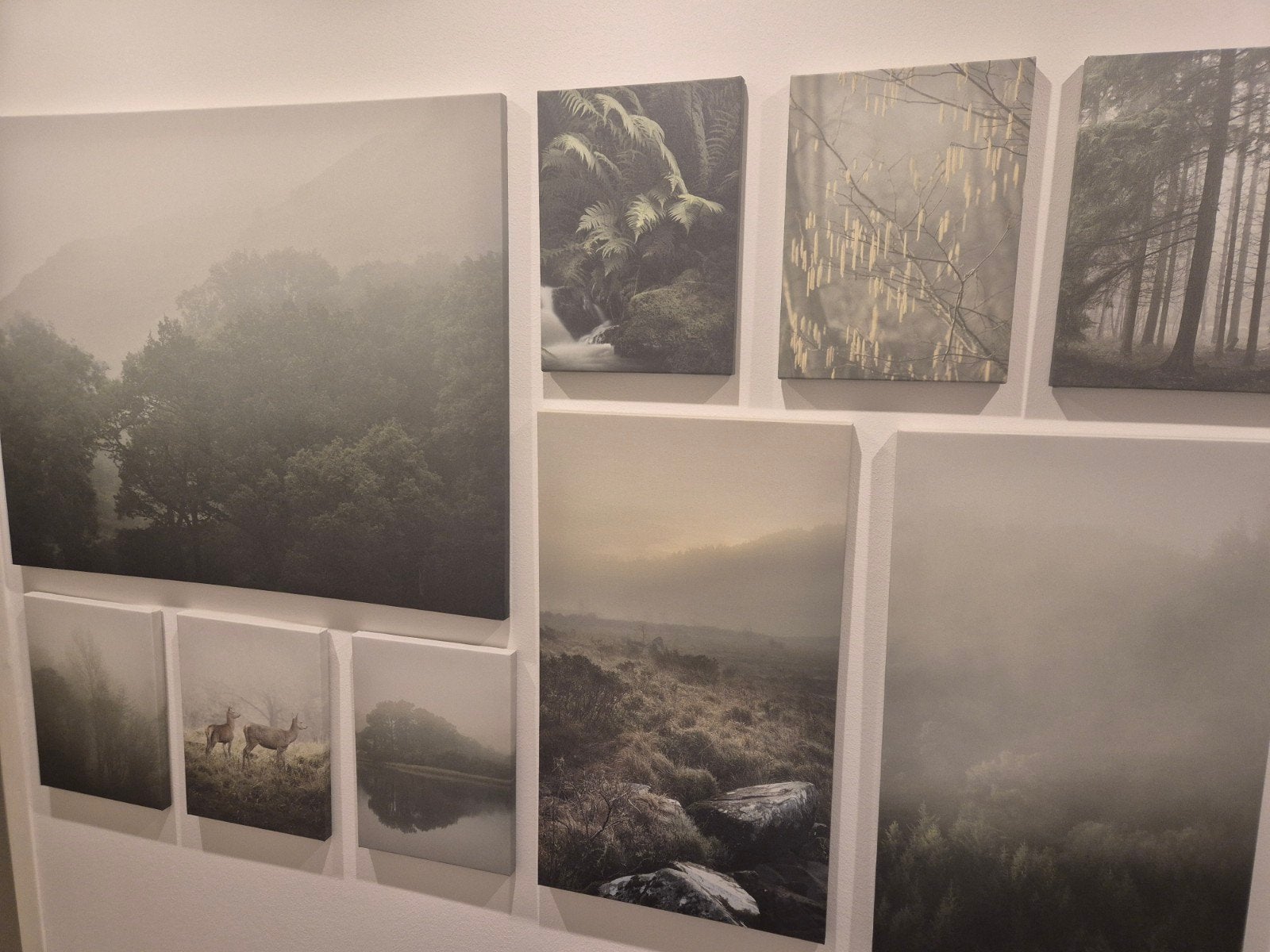 Set van 9 canvas IKEA Pjätteryd - mist in het bos, Huis en Inrichting, Woonaccessoires | Schilderijen, Tekeningen en Foto's, Ophalen