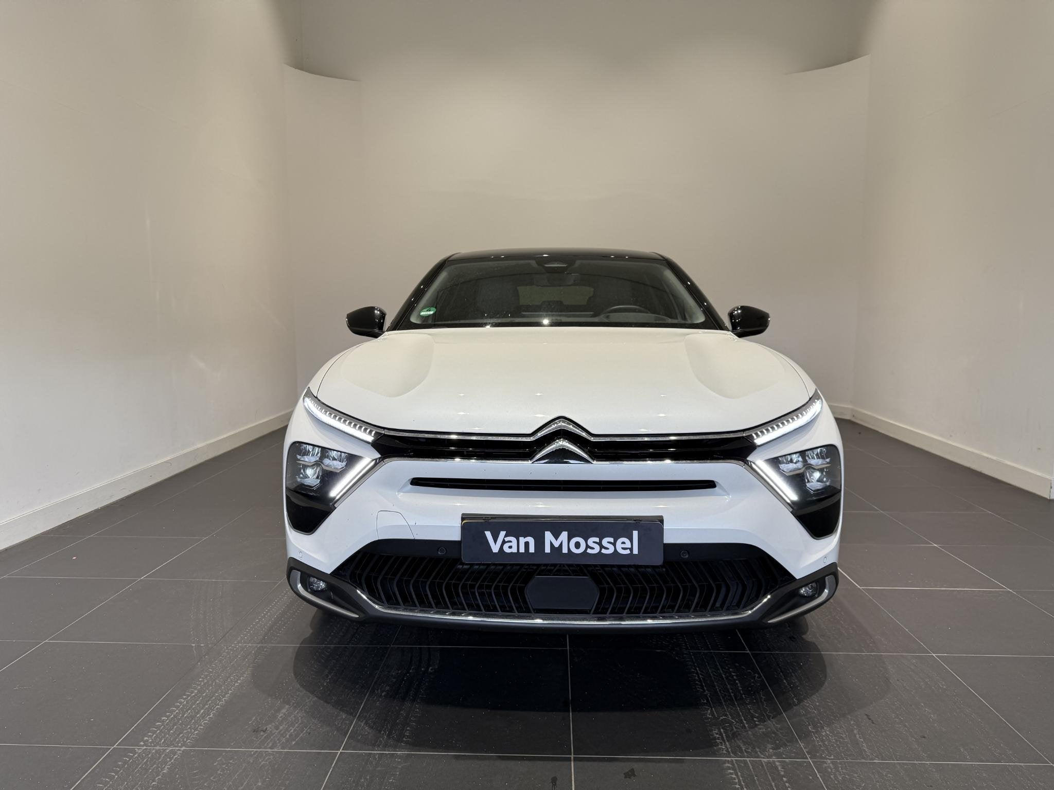 Citroen C5 X 1.6 Plug-in Hybrid 180 Business Plus | MASSAGE, Euro 6, 4 cilinders, Wit, Hybride Elektrisch/Benzine