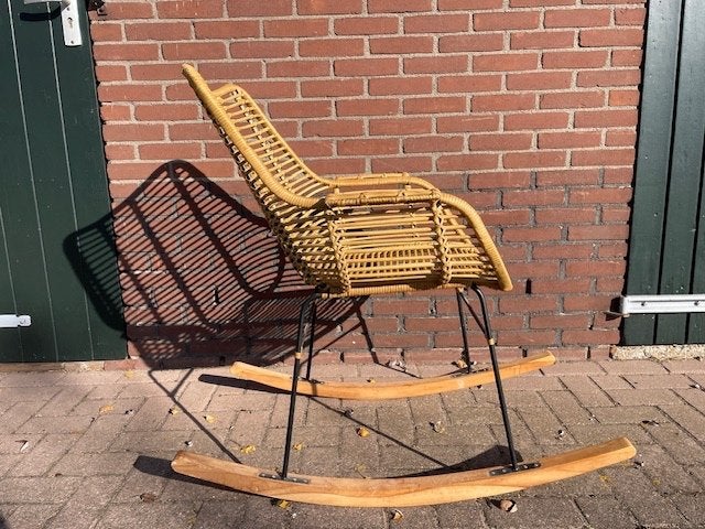 Vintage SCHOMMELSTOEL riet - rotan hele goede staat, Huis en Inrichting, Ophalen, Gebruikt, Bruin, Vintage
