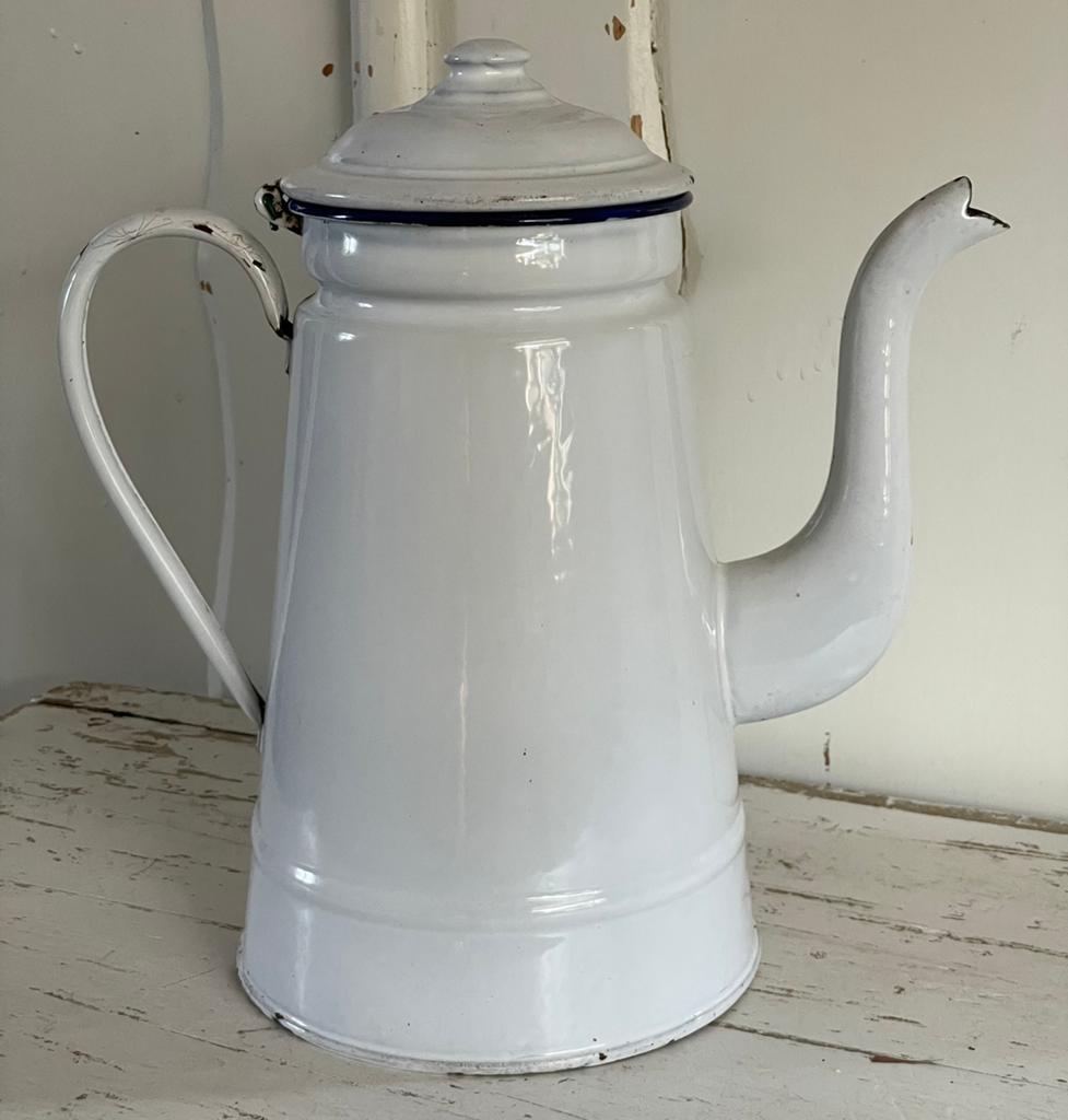 Emaille oude koffiepot wit met blauw randje, Antiek en Kunst, Antiek | Emaille, Ophalen of Verzenden