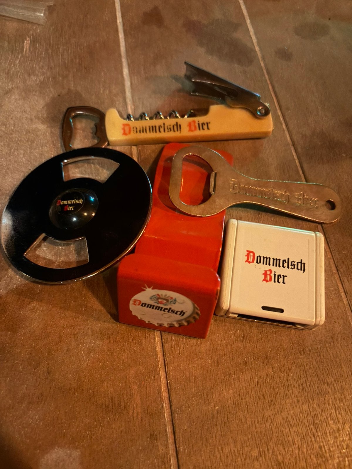 5 flesopeners (1 ook met kurketrekker) Dommelsch, Verzamelen, Biermerken, Ophalen of Verzenden, Nieuw, Flesopener, Dommelsch