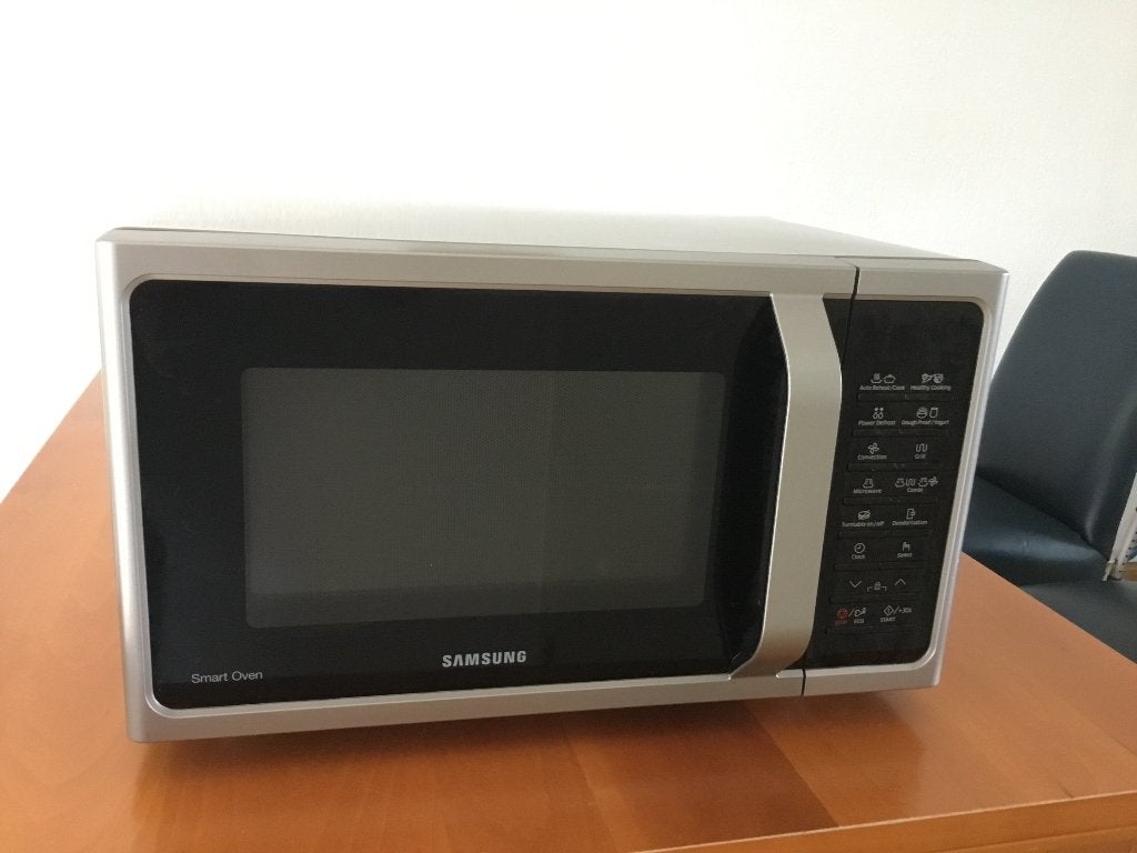 Combimagnetron Samsung MC28H5015AS, Witgoed en Apparatuur, Ophalen, Combimagnetron, Gebruikt, Draaiplateau