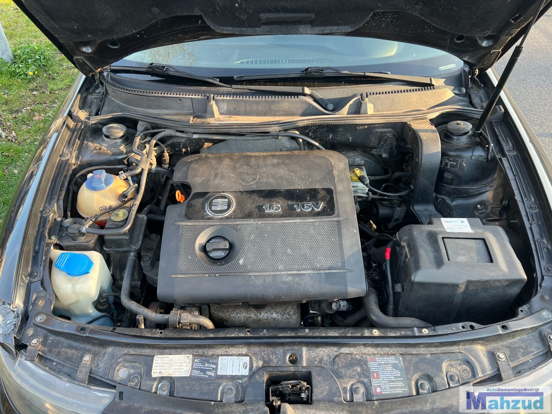 SEAT TOLEDO 1.6 Versnellingsbak ERT, Gebruikt, Autovia A-2, Km 585 585
08760  Martorell, ES, Ophalen of Verzenden, SEAT S.A.