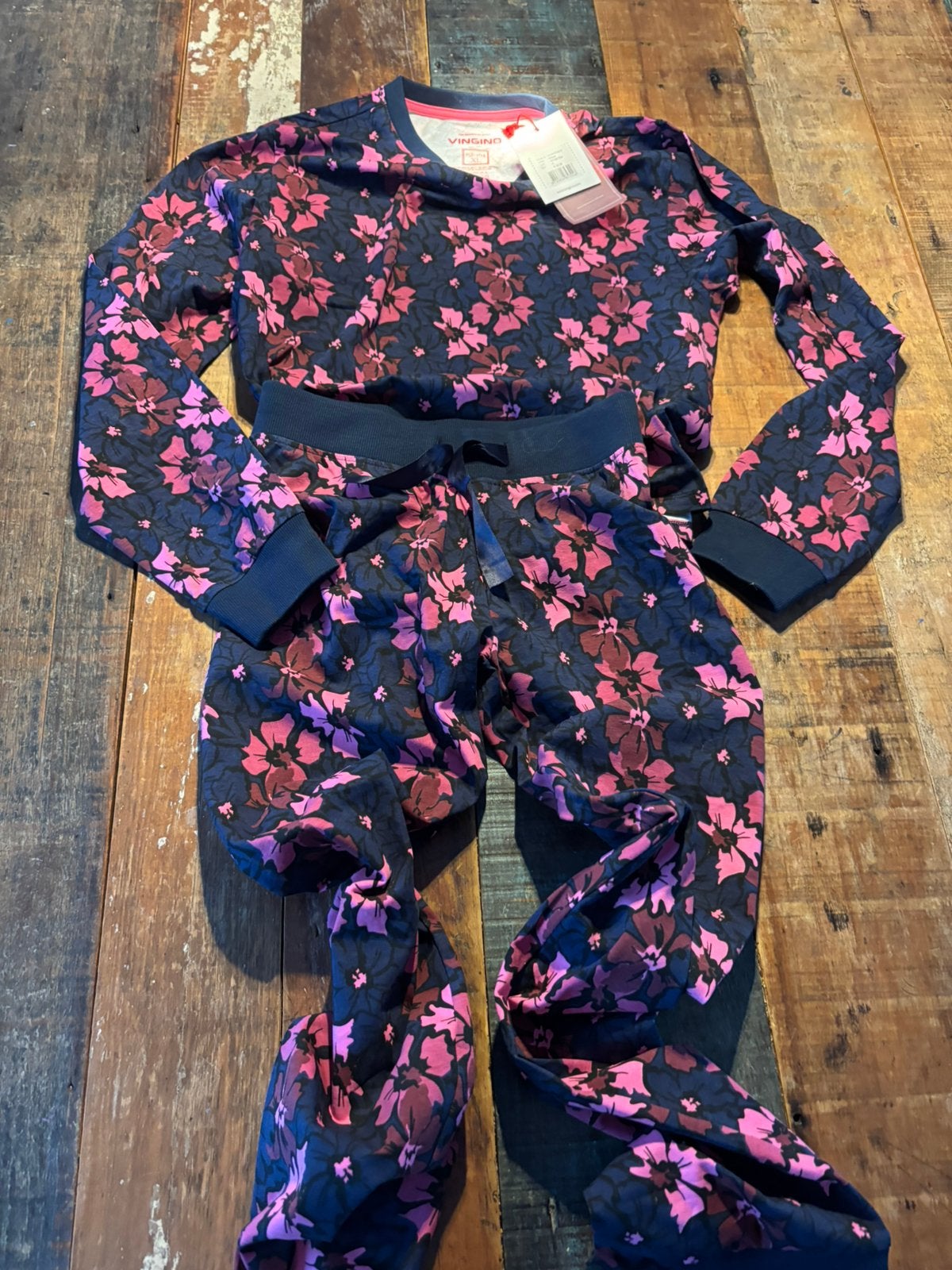 Stoere Pyjama merk Vingino, Ophalen, Nieuw, Jongen, Nacht- of Onderkleding