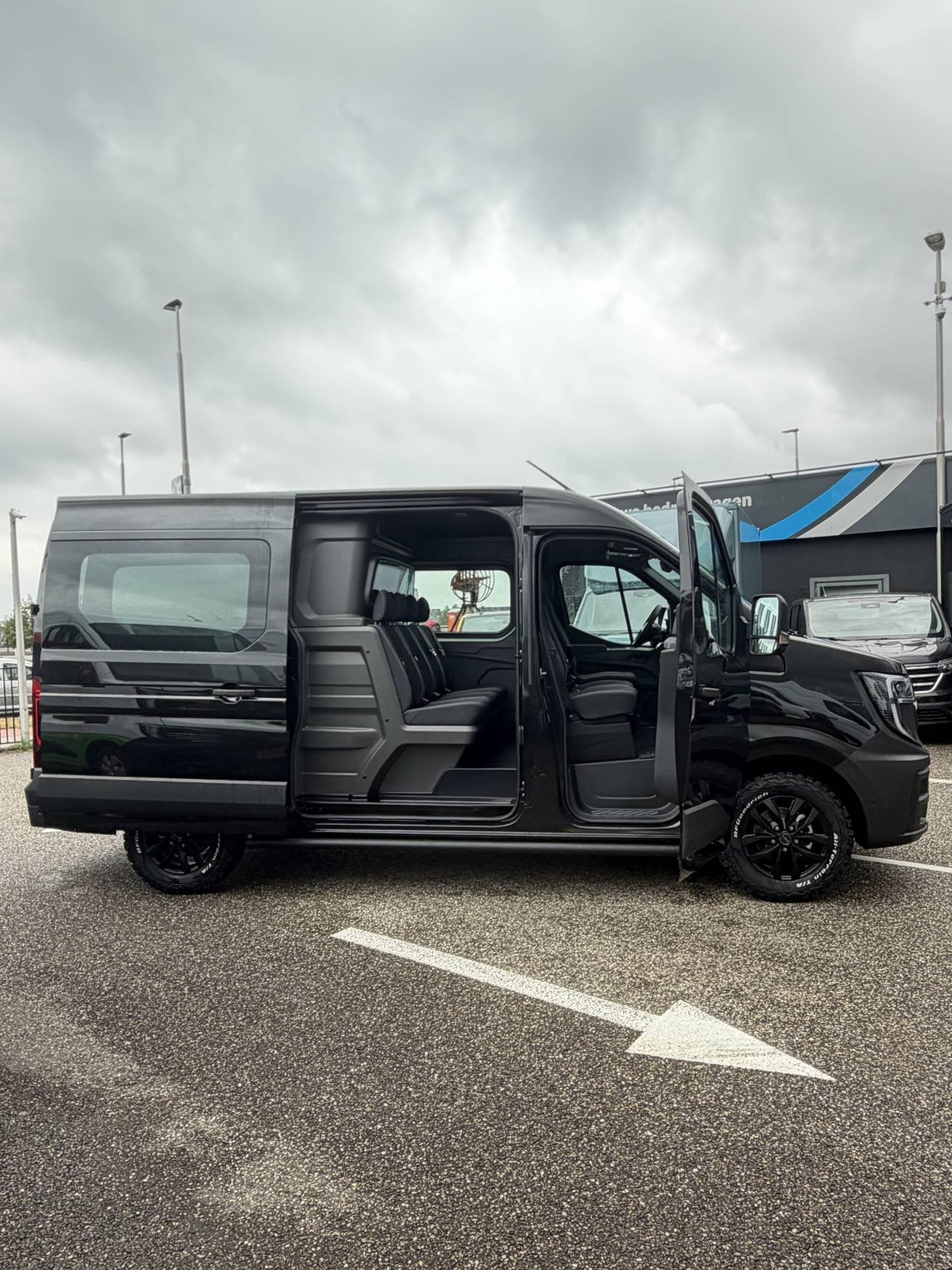 Renault Master 2.0 dCi 170 pk L2H2 Dubbel Cabine Automaat zw, Auto's, 1998 cc, Euro 6, 4 cilinders, Renault