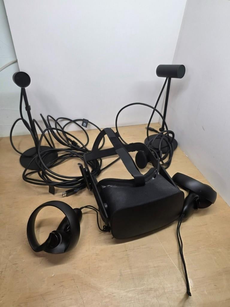 oculus rift cv 1, Spelcomputers en Games, Virtual Reality, Ophalen of Verzenden, Gebruikt, VR-bril, Pc