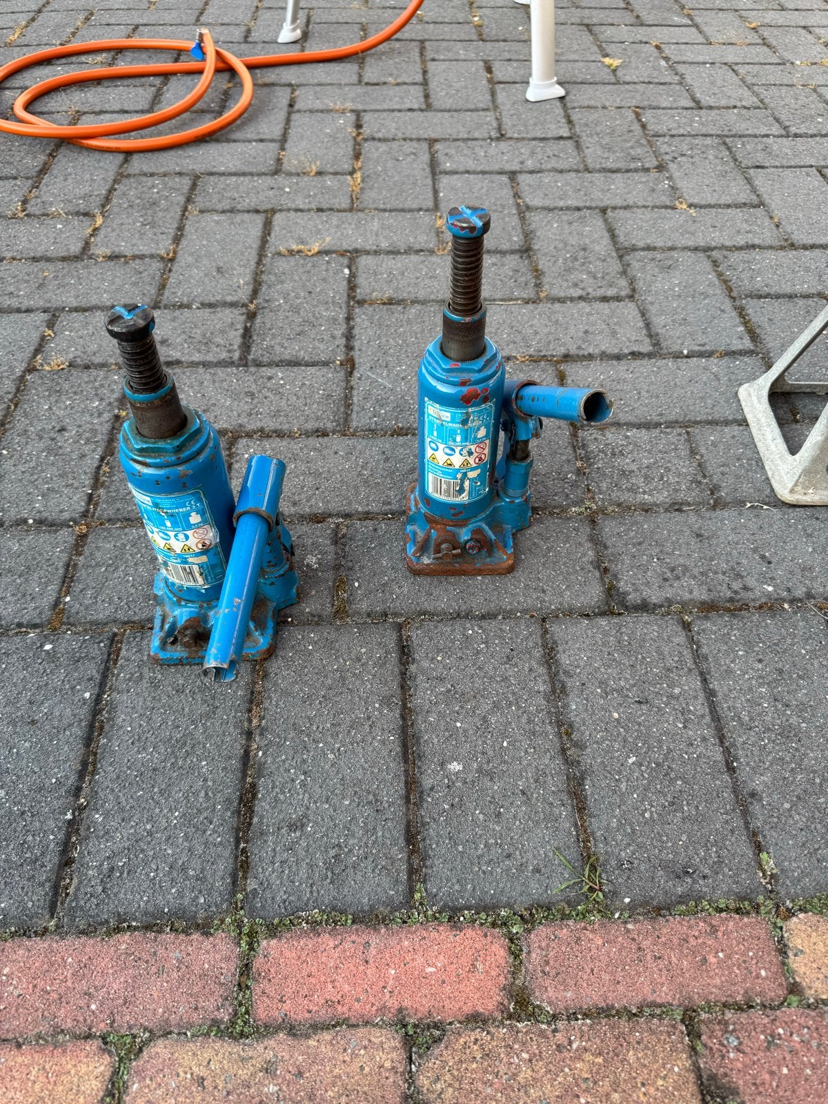 GÜDE Stempelwagenheber 3T - Set van 2 Potkrikken, Ophalen, Gebruikt, Hydraulisch, Potkrik