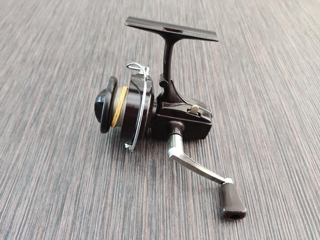 Daiwa 7270A (7270 A) Molen Bruine Serie # vintage # oldskool, Watersport en Boten, Ophalen of Verzenden, Gebruikt, Molen