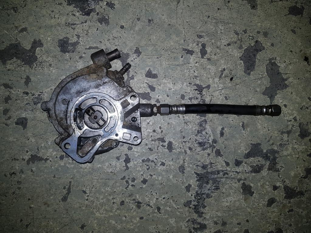 Vacuumpomp Volkswagen Transporter T5 2.5 TDI 2009, Ophalen of Verzenden