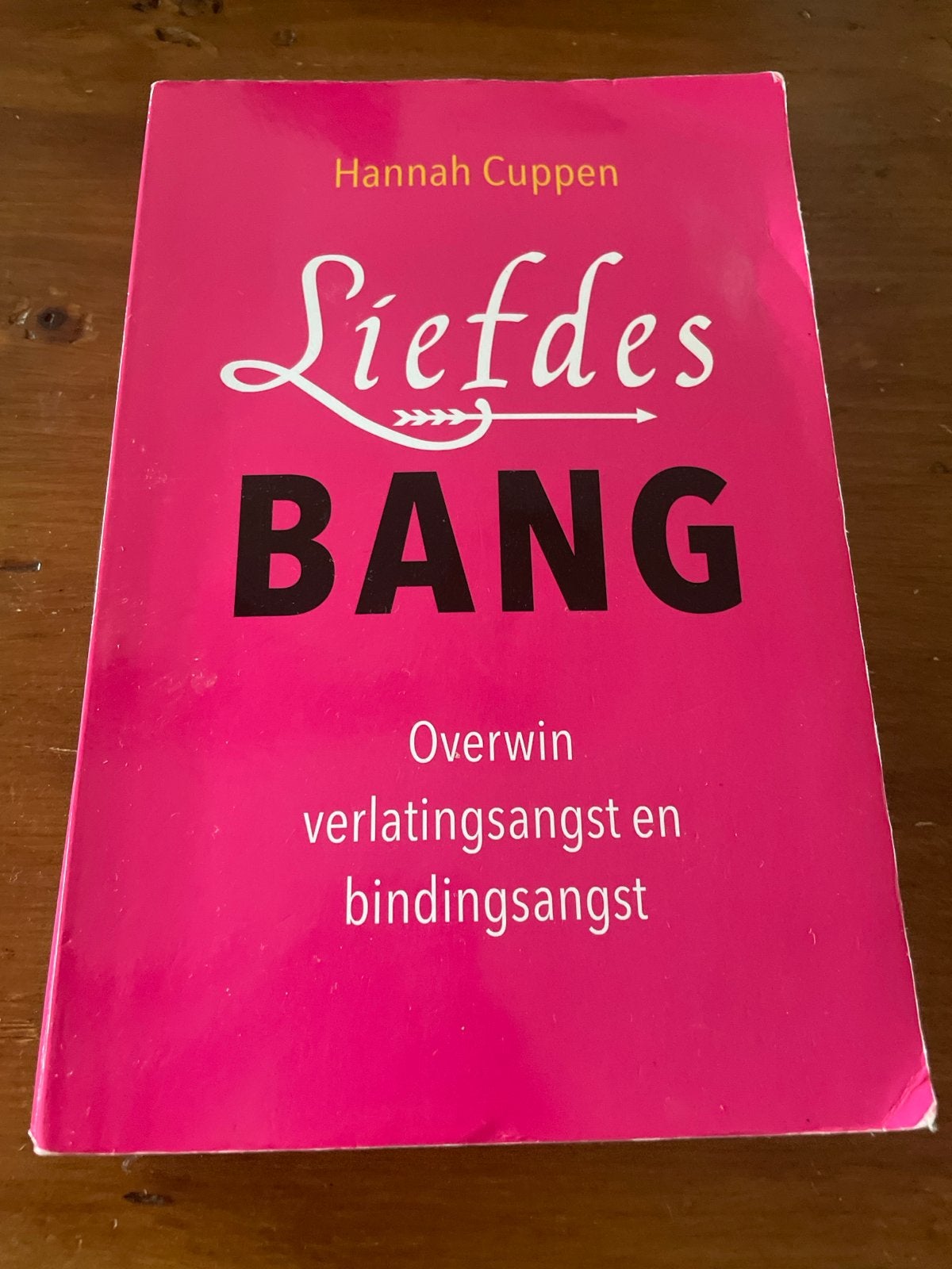 Hannah Cuppen - Liefdesbang, Klinische psychologie, Ophalen of Verzenden, Zo goed als nieuw, Hannah Cuppen