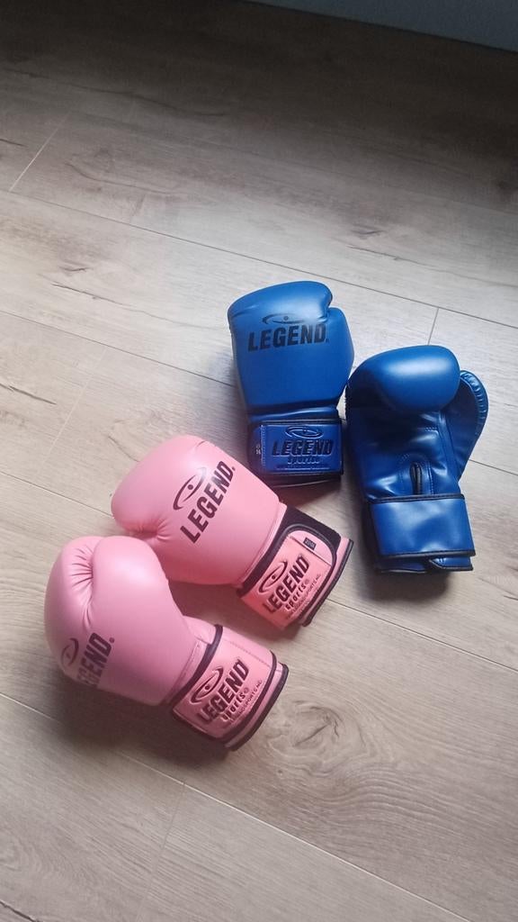 2 paar bokshandschoenen, Ophalen, Nieuw, Bokshandschoenen