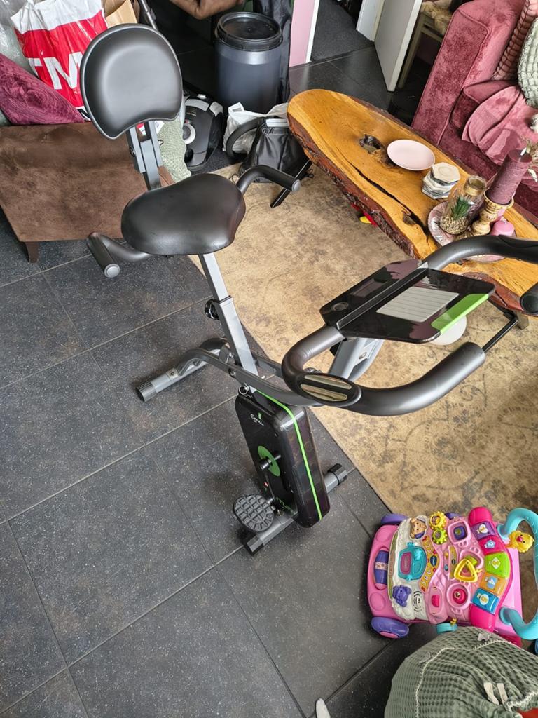 Hometrainer (inklapbaar), Sport en Fitness, Fitnessapparatuur, Gebruikt, Hometrainer, Benen, Ophalen