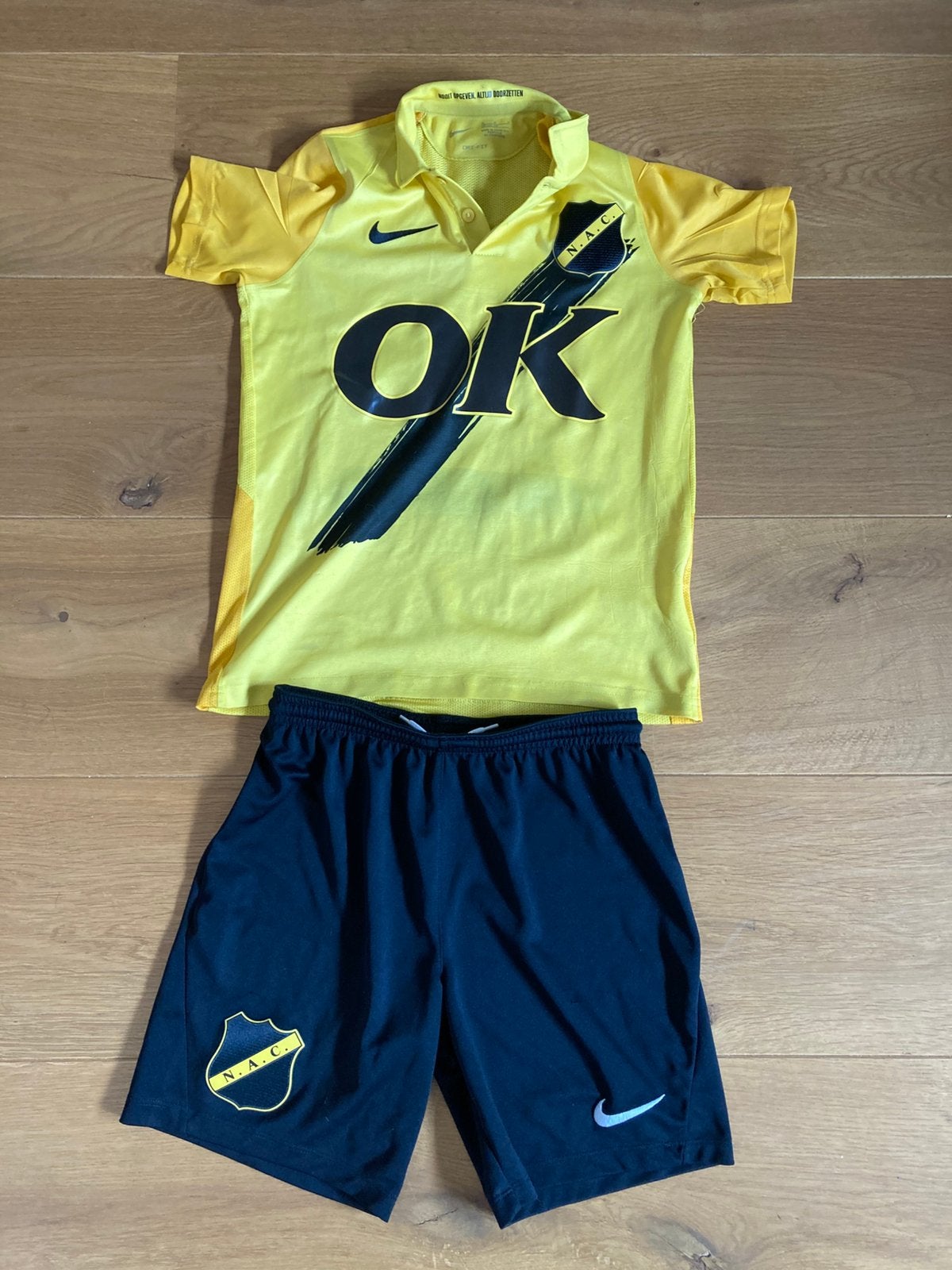 Prachtig NAC tenue voor kinderen, Maat XS of kleiner, Ophalen of Verzenden, Zo goed als nieuw, Set