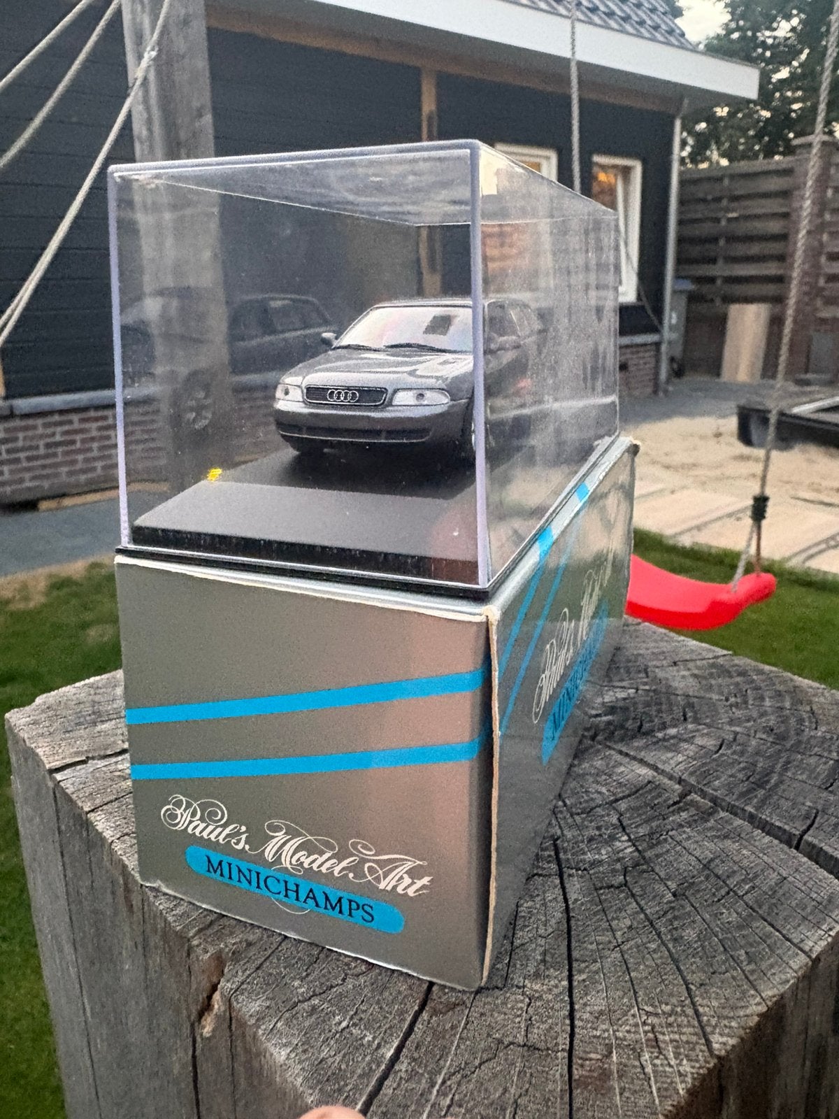 Modelauto, Ophalen of Verzenden, Zo goed als nieuw, Auto, MiniChamps