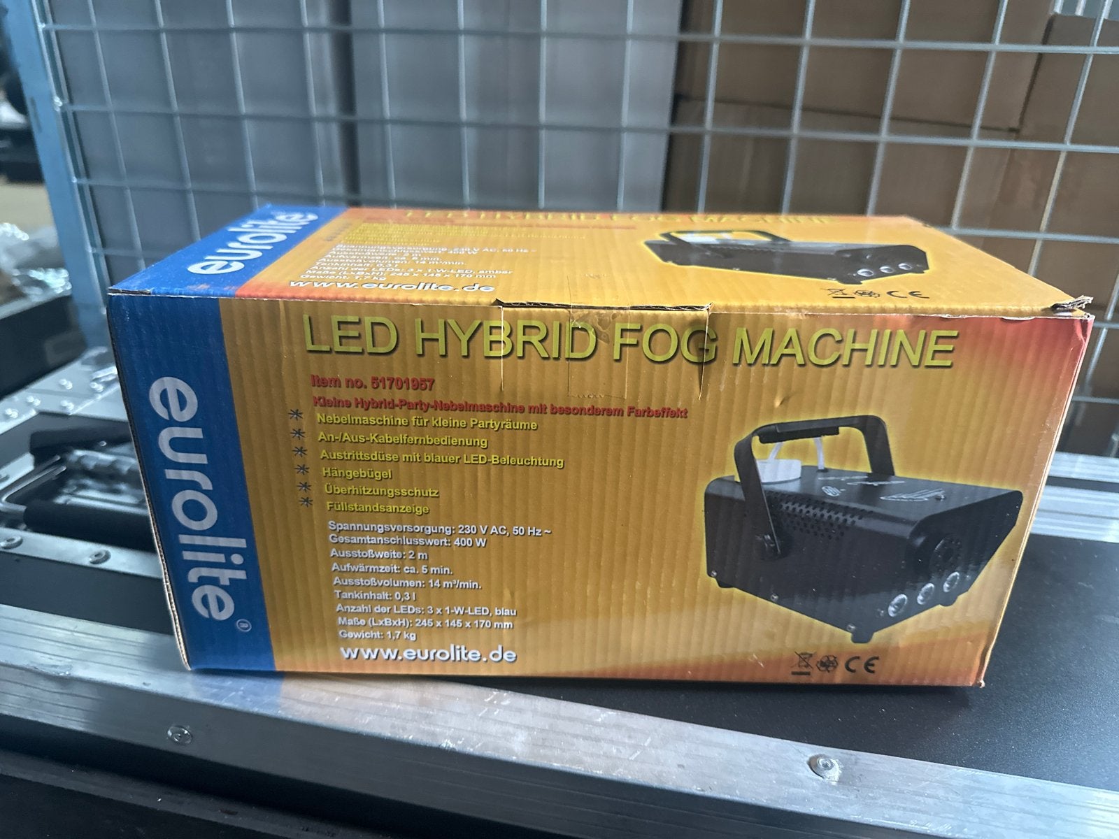 Eurolite LED Hybrid Fog Machine - Nieuw in doos, Ophalen of Verzenden, Nieuw, Feestartikel, Overige