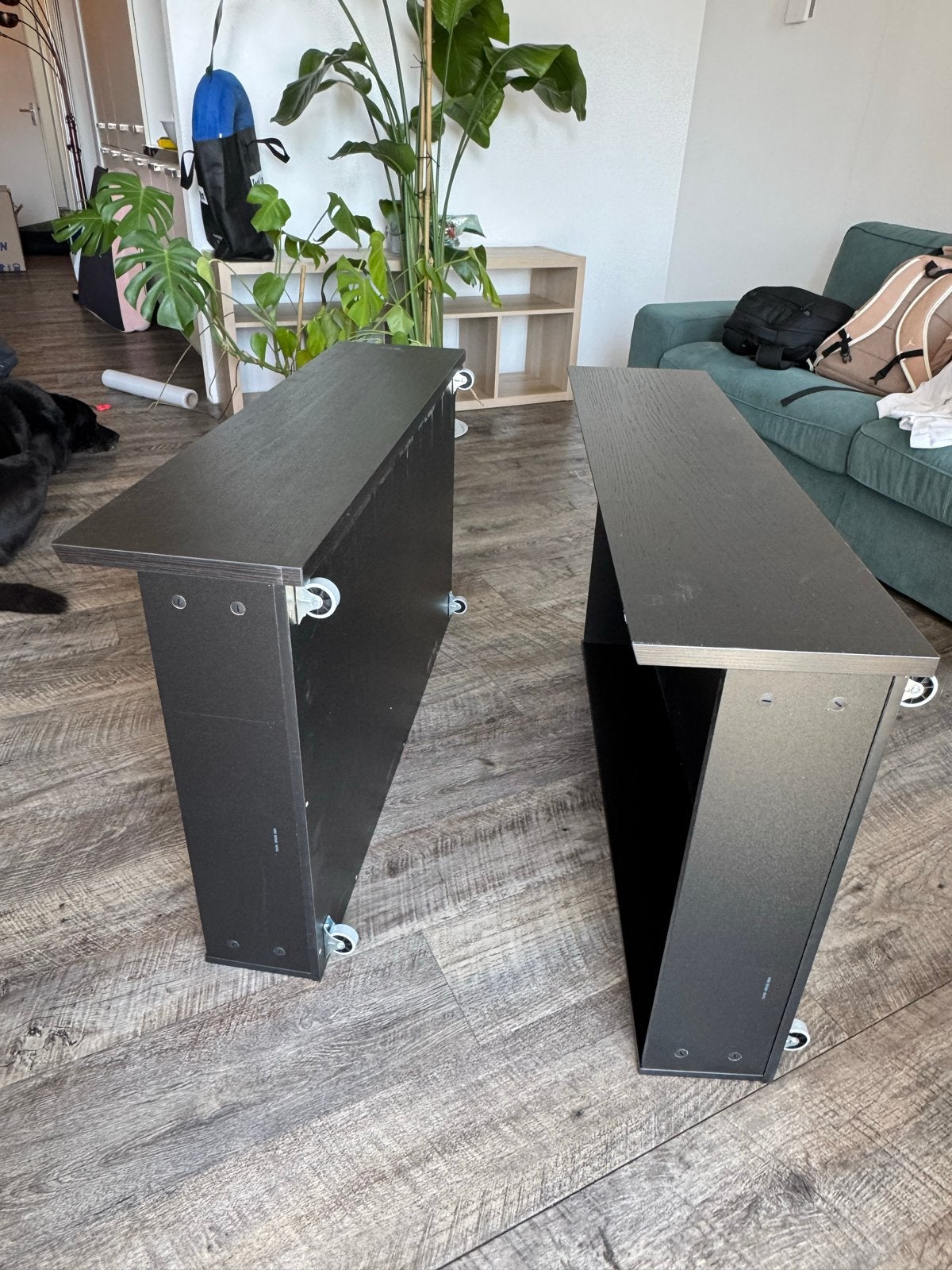IKEA MALM Zwarte verrijdbare planken/opbergers (2 stuks), Ophalen, Zo goed als nieuw