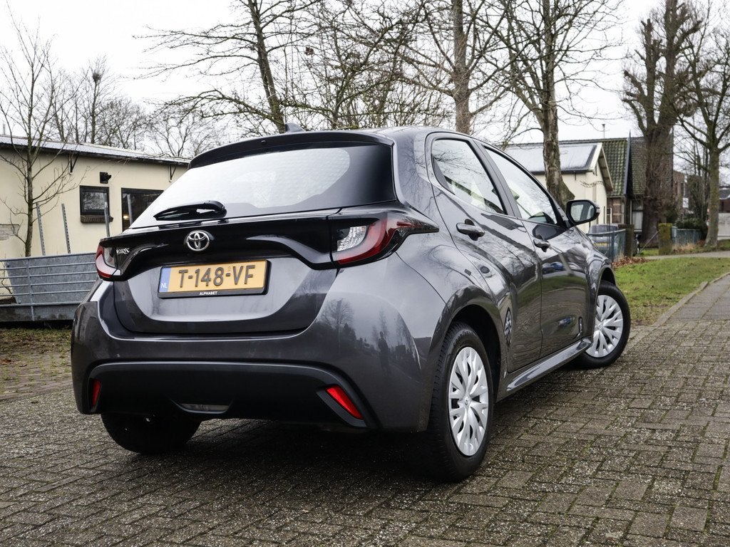 Toyota Yaris 1.5 VVT-i Active 1e-Eig. & Keurig-Onderh BOVAG-, Auto's, Toyota, 12 maanden, Stof, Bedrijf, Handgeschakeld