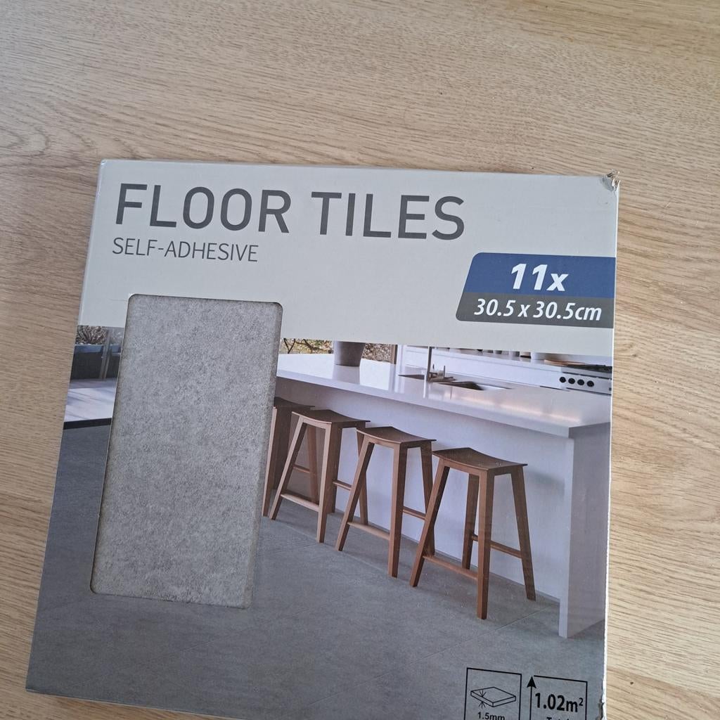 Nieuwe zelfklevende vloertegels (11 stuks, 1.02m²), Nieuw, Ophalen of Verzenden, 20 tot 40 cm, Minder dan 5 m²