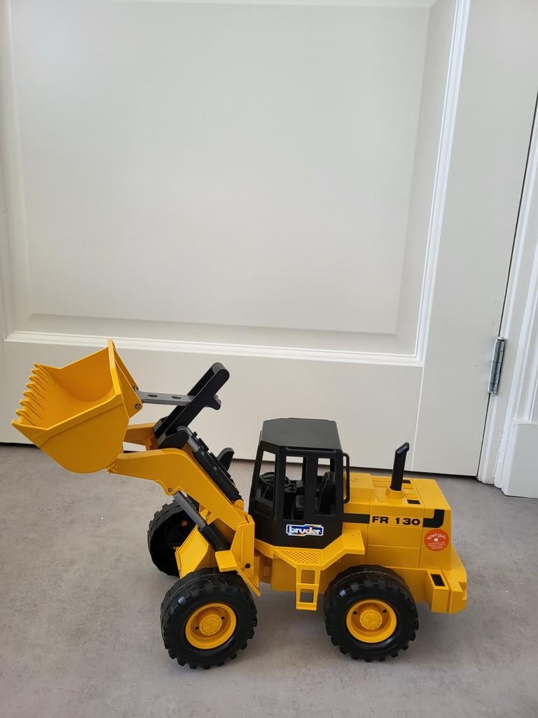 Bruder shovel, Ophalen, Zo goed als nieuw