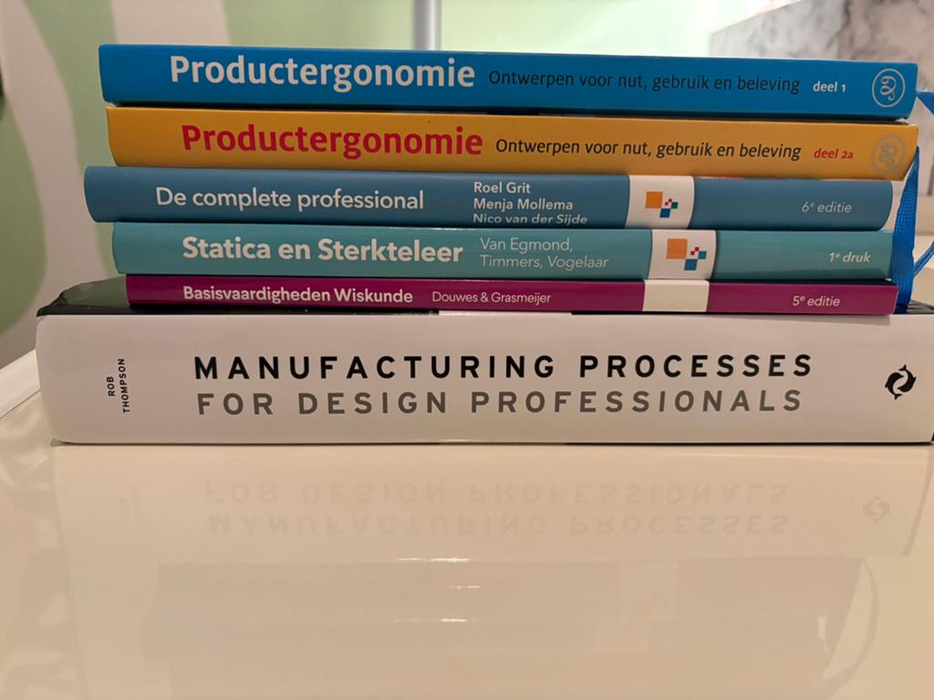 Alle 1e jaars IPO boeken - industrieel product ontwerpen HBO, Ophalen of Verzenden, Beta, Zo goed als nieuw, HBO