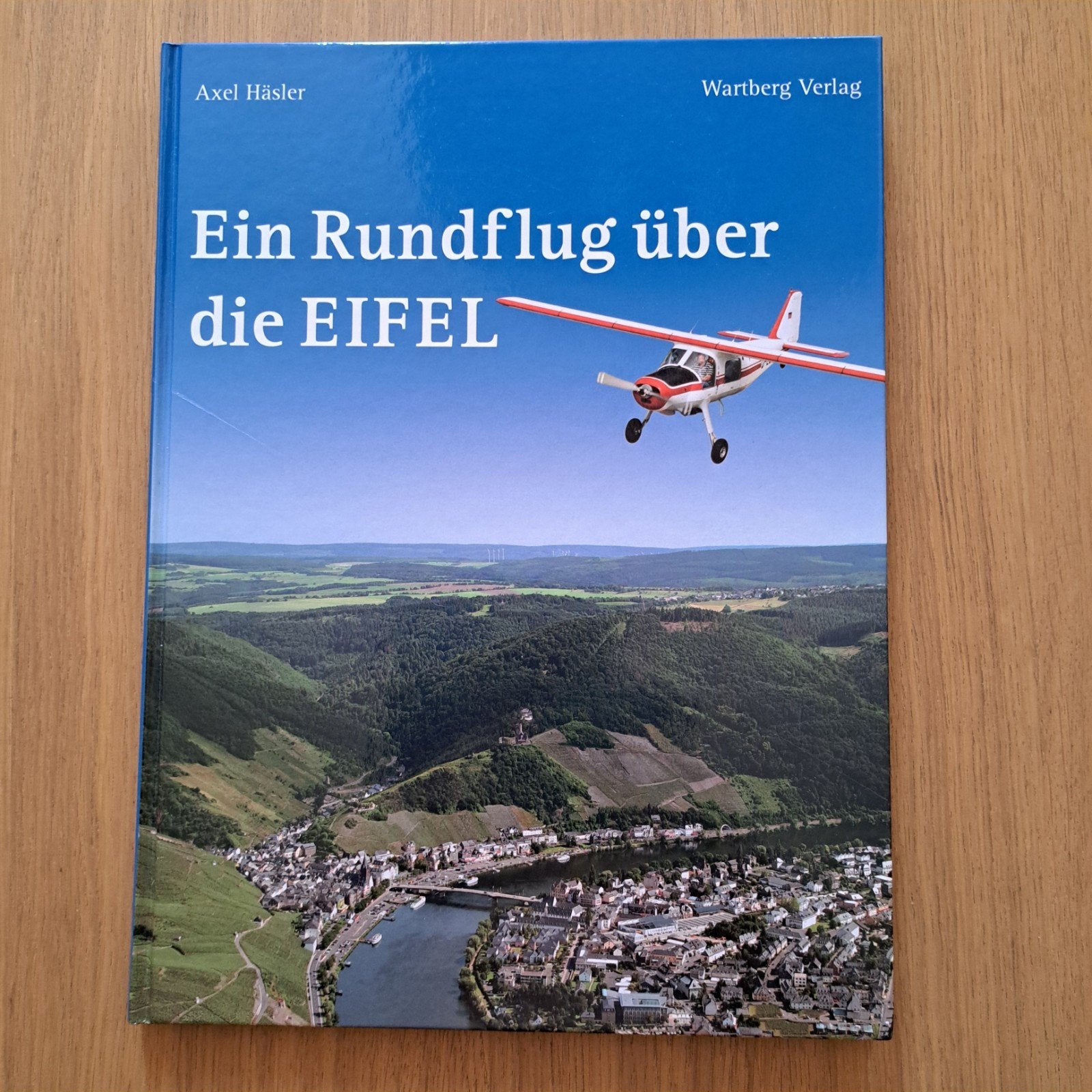 Ein rundflug über die Eifel, Ophalen of Verzenden, Reisgids of -boek