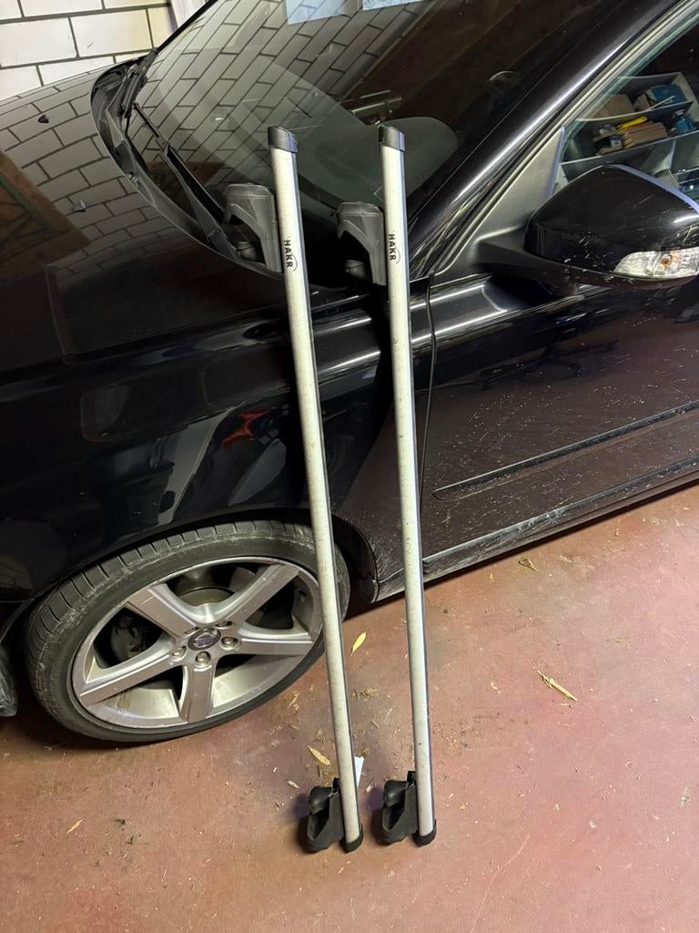HAKR dakdragers voor Volvo V50, Auto diversen, Dakdragers, Ophalen of Verzenden, Zo goed als nieuw