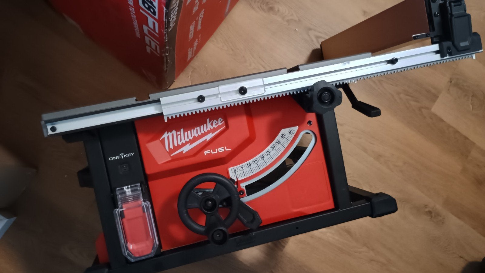Milwaukee FUEL One Key FTS210 M18 tafelzaag - Nieuw in doos, Ophalen, Cirkelzaag, 70 mm of meer, Nieuw