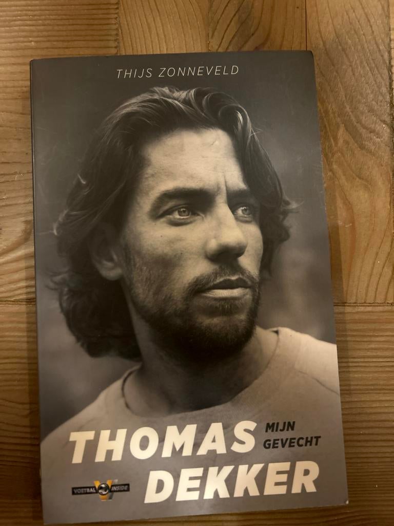 Thomas Dekker: Mijn Gevecht - Voetbal Inside Boek, Ophalen of Verzenden, Gelezen, Lopen en Fietsen