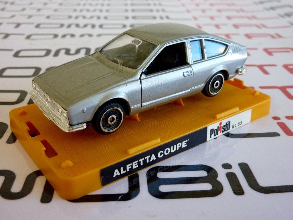Alfa Romeo Alfetta GT Coupé argento Polistil EL 63 1:43, Hobby en Vrije tijd, Modelauto's | 1:43, Ophalen of Verzenden, Nieuw
