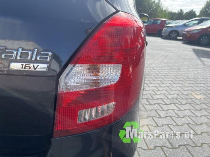 Achterlicht rechts van een Skoda Fabia, Auto-onderdelen, Gebruikt, -, -, Ophalen of Verzenden