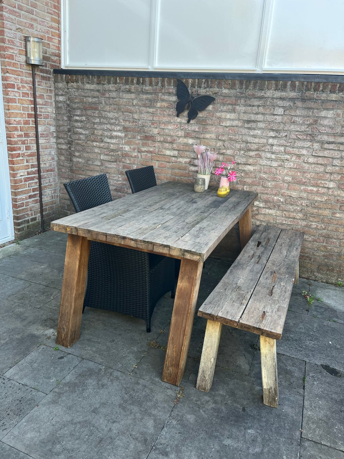 Gratis af te halen: Robuuste houten tuintafel met bankje, Ophalen, Gebruikt, Rechthoekig, Hout
