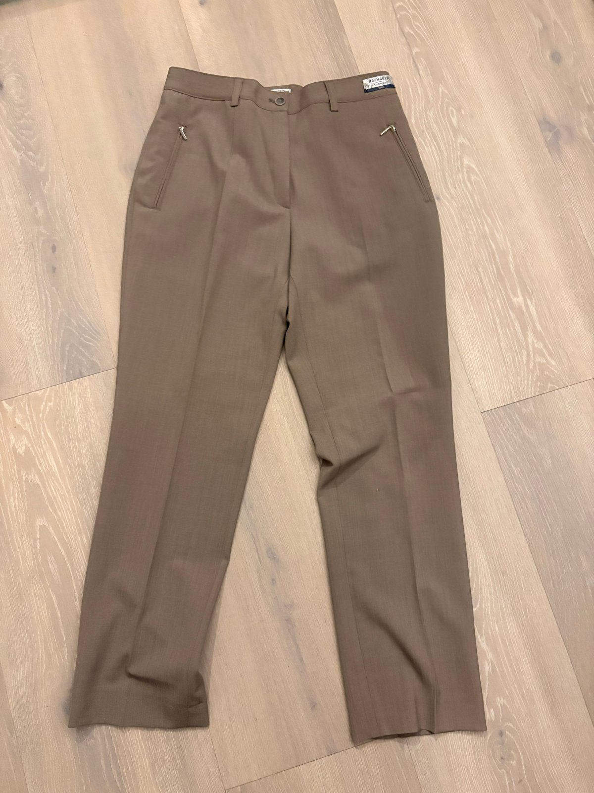 Nieuwe Brax Raphaela Slim broek - Taupe - Maat 38, Maat 38/40 (M), Nieuw, Ophalen of Verzenden, Bruin