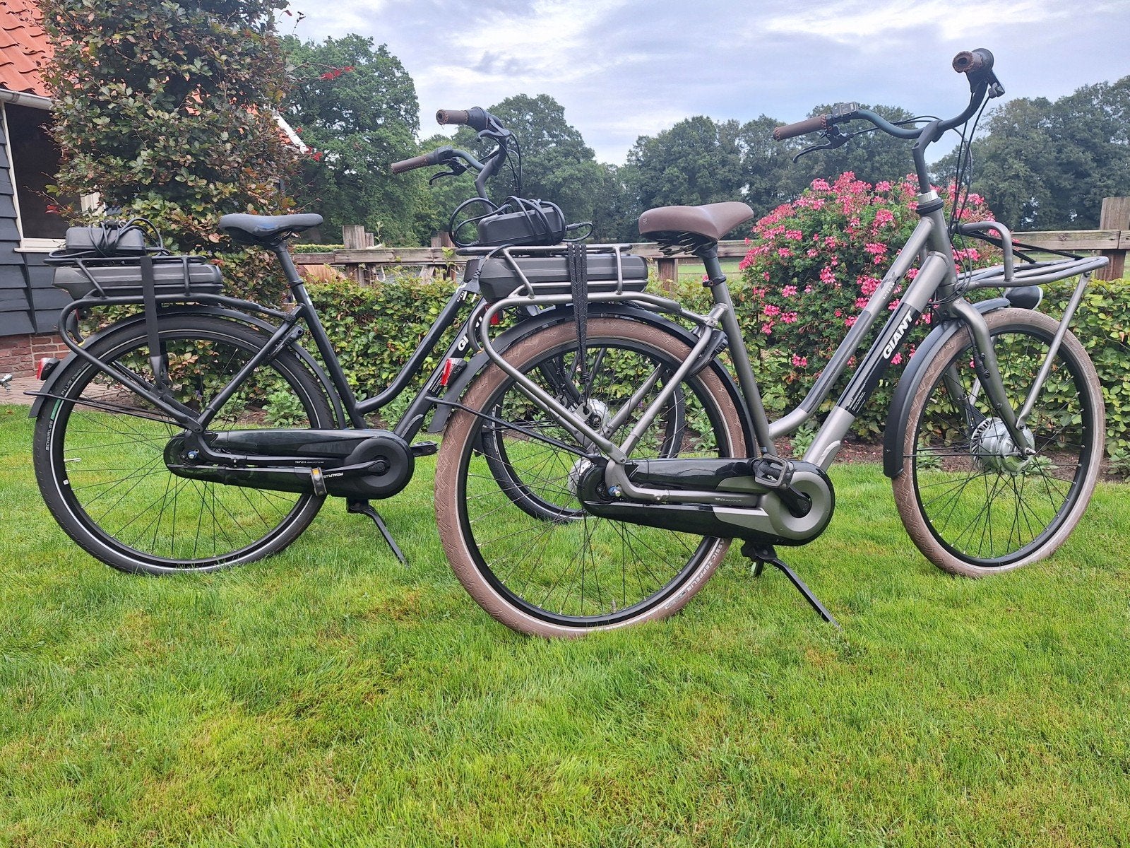 2 x Giant Triple X , nieuwstaat, met garantie, Fietsen en Brommers, Ophalen, Giant, Zo goed als nieuw, 55 tot 59 cm