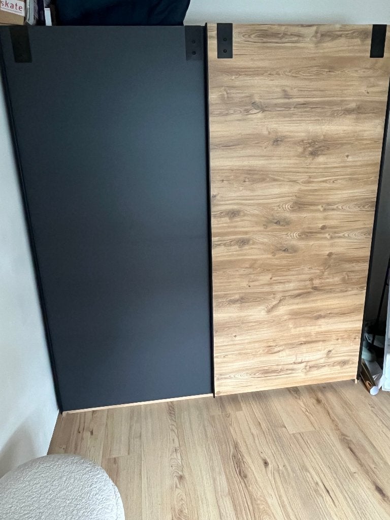 Kledingkast Leen Bakker, Ophalen, Met deur(en), 150 tot 200 cm, Zo goed als nieuw