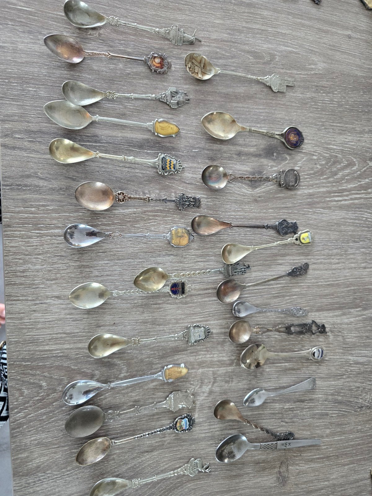 Oude thee lepeltjes, Ophalen