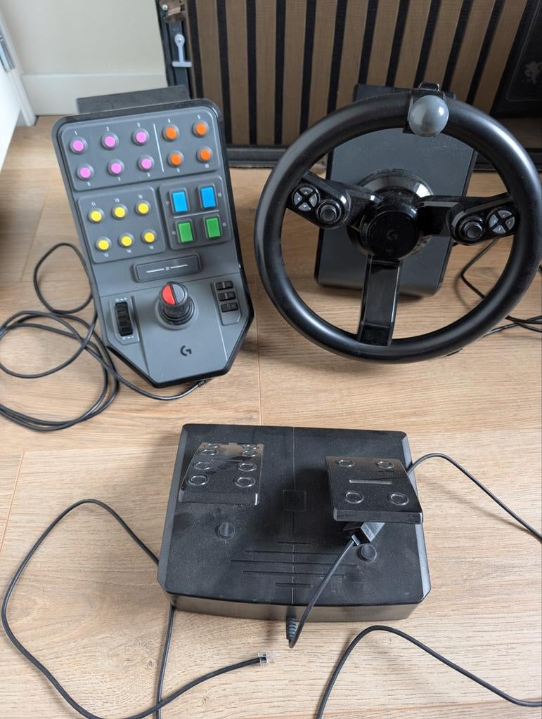 Logitech G Heavy Equipment Bundle - farming Simulator stuur, Ophalen, Racestuur, Gebruikt, PC