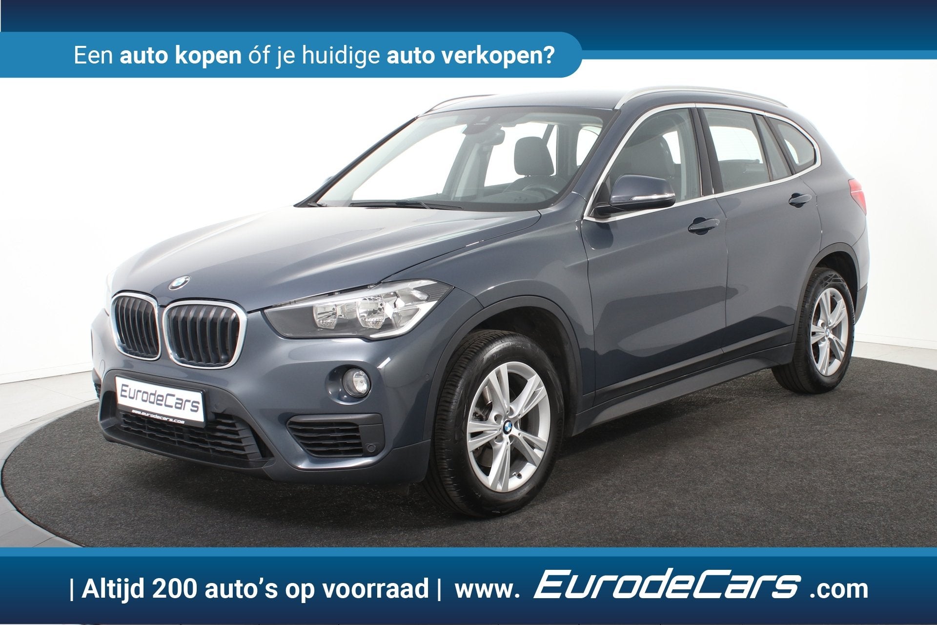 BMW X1 sDrive18i*1ste Eigenaar*Leer*Navigatie*Trekhaak*Carpl, Auto's, Dealer onderhouden, Gebruikt, Euro 6, Leder