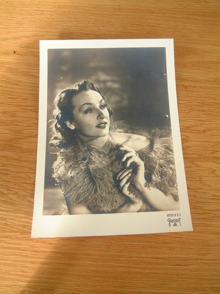 oude zwart wit foto filmster Gevaert vittex DK5, Verzamelen, Gebruikt, Foto, Ophalen of Verzenden, Voor 1940