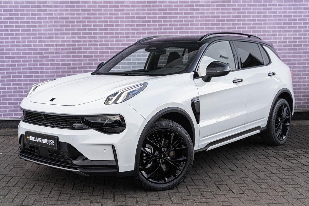 Lynk & Co 01 Plug-in Hybrid 1.5 More | Panoramadak | Elektri, 12 maanden, 4 cilinders, Wit, Bedrijf