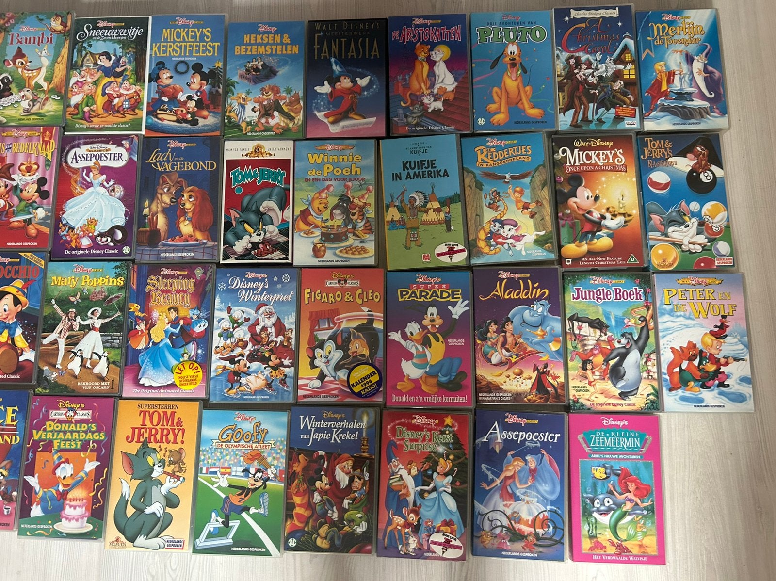 Grote collectie Disney videobanden, Cd's en Dvd's, Alle leeftijden, Ophalen, Zo goed als nieuw