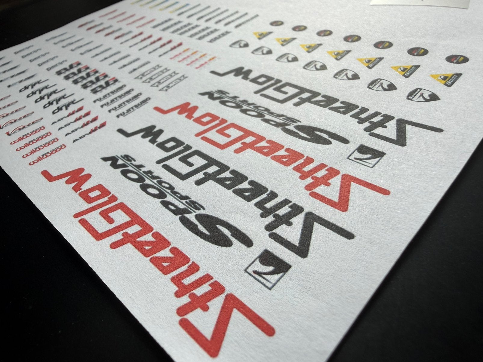 Water slide decals for 1/24 & 1/18 scale models., Ophalen of Verzenden, Zo goed als nieuw, Overige onderwerpen