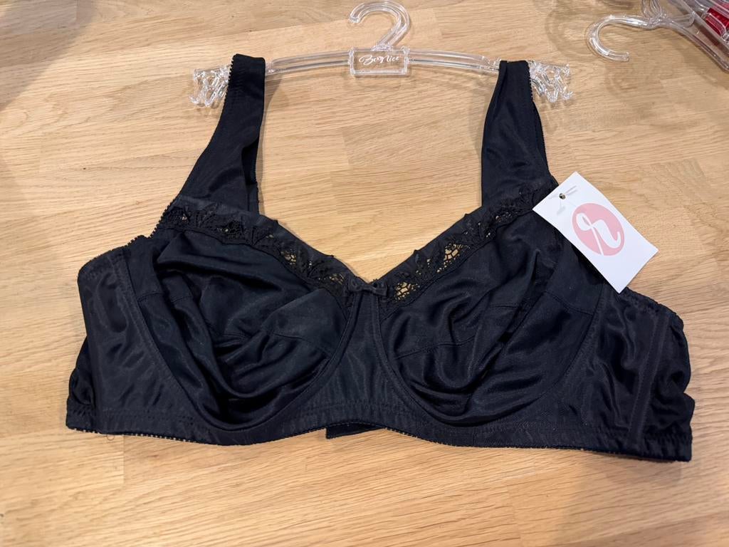 Felina bh 105B NIEUW!! Nu €30, Kleding | Dames, Ophalen of Verzenden, BH