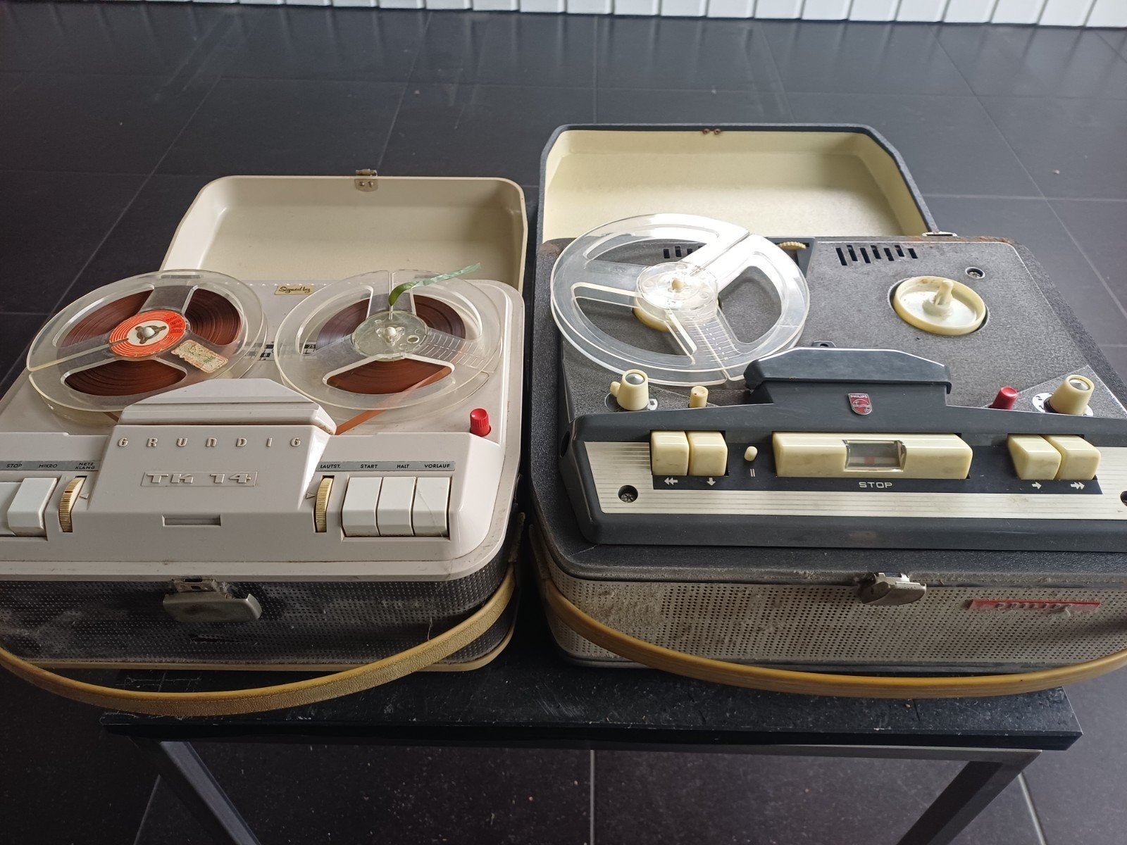 2 antieke bandrecorders voor de handige klusser, Ophalen of Verzenden