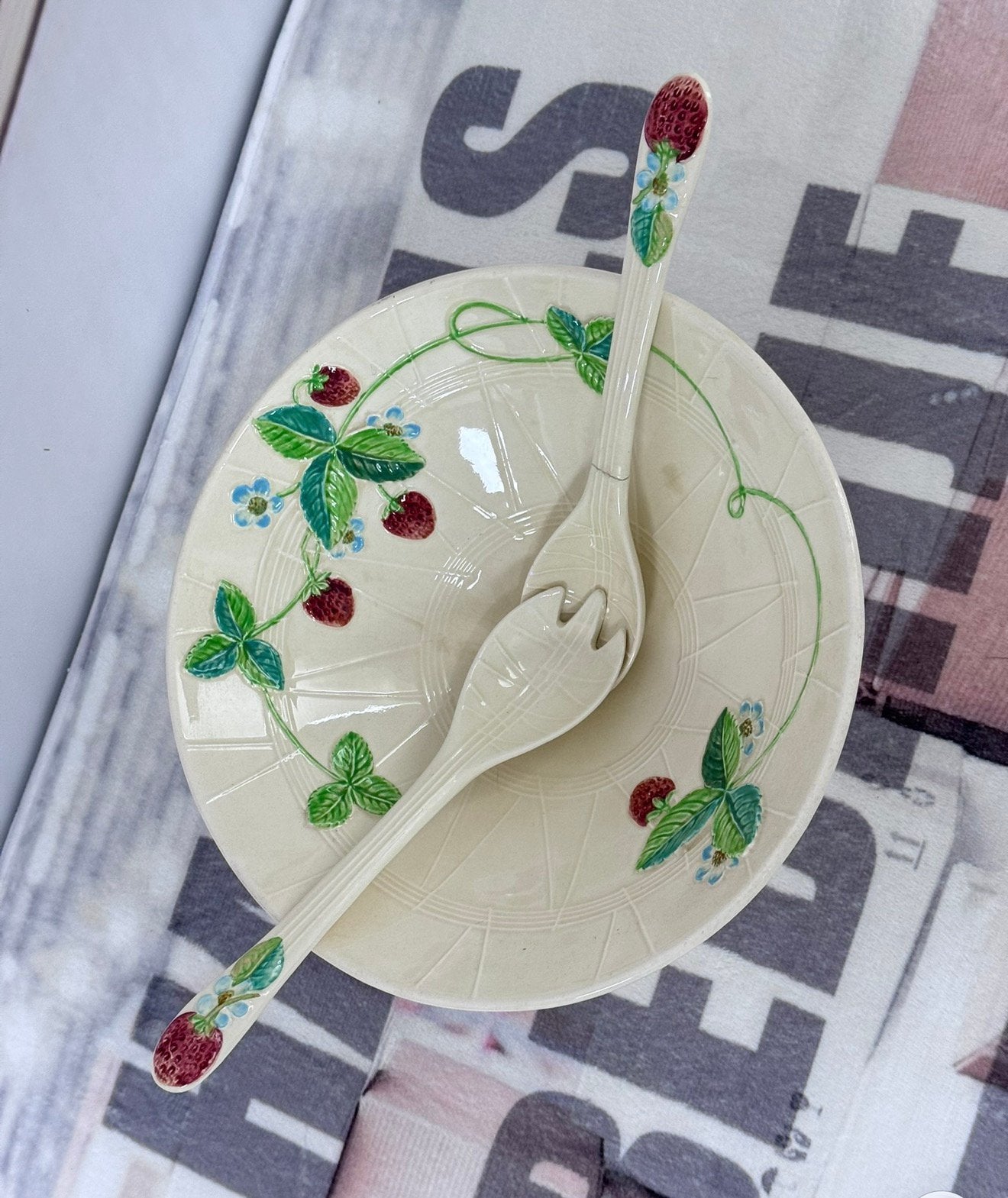BESWICK art strawberry fruit-schaal bowl Vintage + lepels, Ophalen of Verzenden