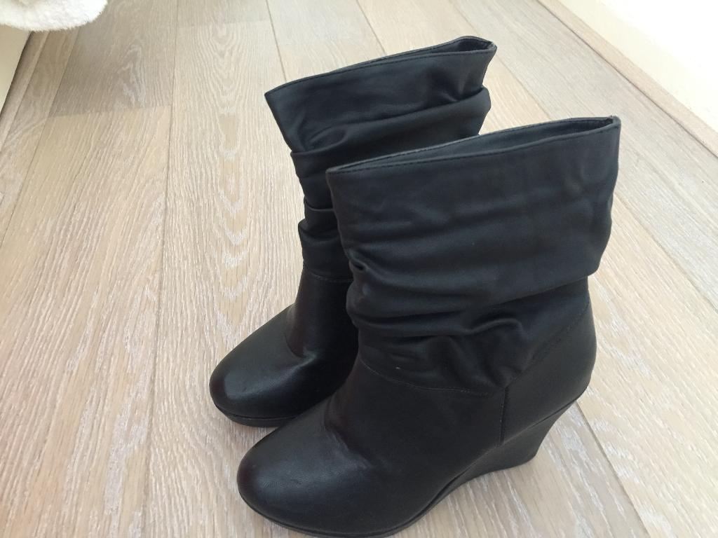 Schoenen maat 37 (enkellaarzen), Ophalen, Gedragen, Zwart