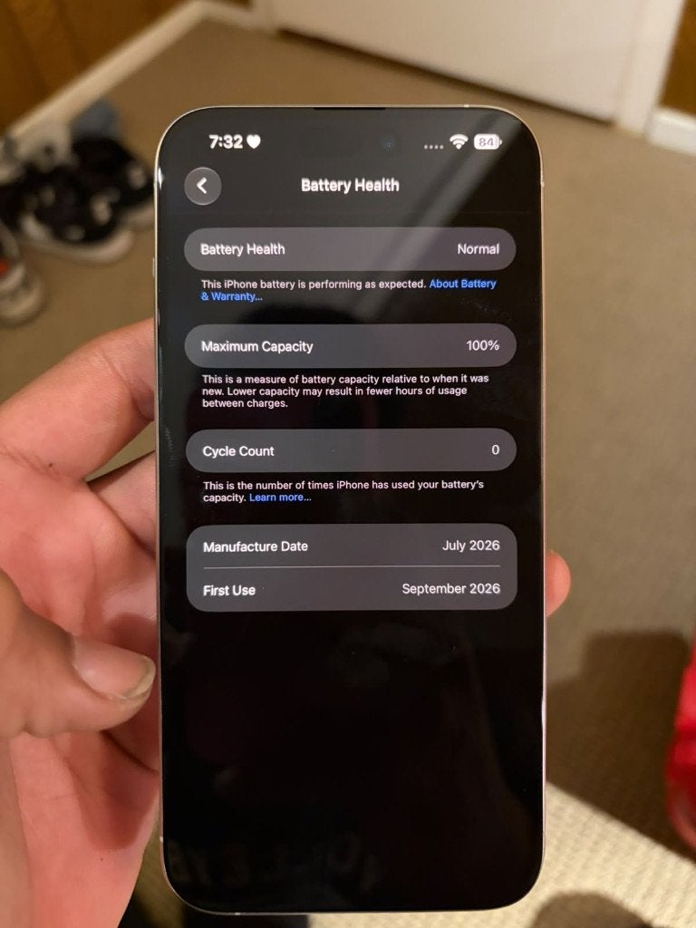 iPhone 15 Pro Max 256GB White Titanium - 0 Cycles