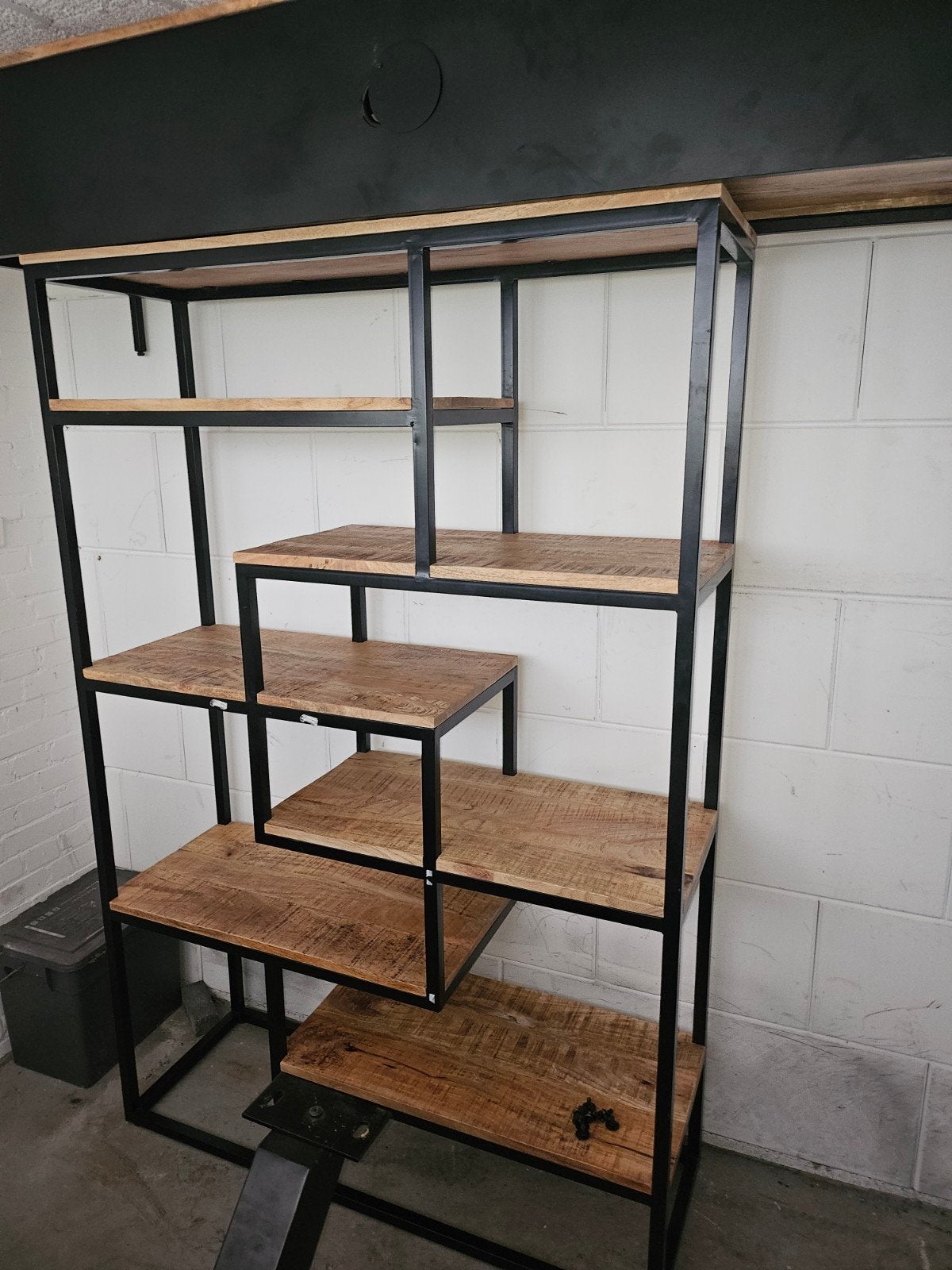 Industriële Boekenkast/Open Kast - Metaal & Hout, Huis en Inrichting, Overige houtsoorten, Met plank(en), Gebruikt, 100 tot 150 cm